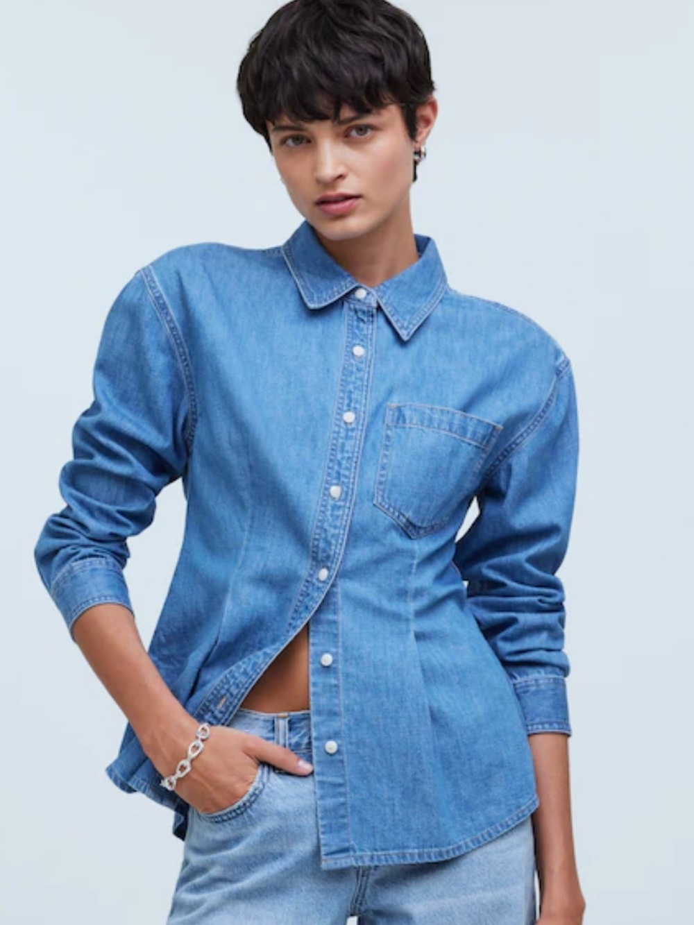 madewell Denim Darted Button-Up Shirt in Winnset Wash sz L